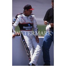 AL705 Dale Earnhardt Sr NASCAR pose Photo