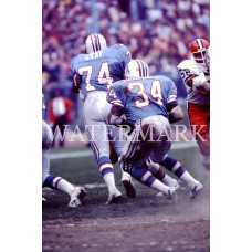 AA625 EARL CAMPBELL OILERS DUST RUSH Photo