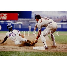 AA279 GRAIG NETTLES TAGS OUT GEORGE FOSTER METS PADRES Photo