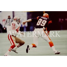 AA714 RONNIE LOTT 49ERS COVERS ROSS BENGALS Photo