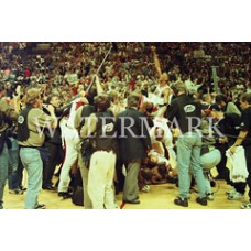 AB627 Michael Jordan & Bulls Celebrate Championship Photo