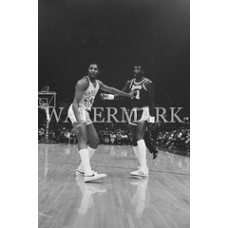 AC606 Bob McAdoo Lakers Action Photo