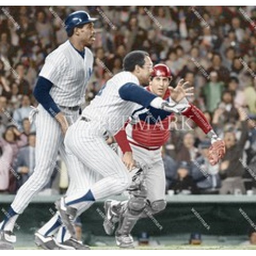 DO696 Reggie Jackson Yankees swing Colorized Photo
