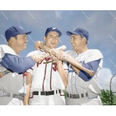  DF768 Duke Snider  & Gil Hodgers Get Bobby Thomson Braves Colorized Photo