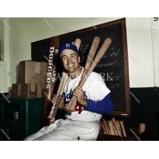  DF769 Duke Snider Brooklyn Dodgers Lockeroom Pose Colorized Photo
