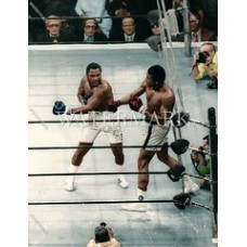 DJ310 MUHAMMAD ALI vs. JOE FRAZIER - Super Fight TWO Colorized Photo
