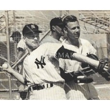 EG611 Jim Bouton NY Yankees Warms Up Photo